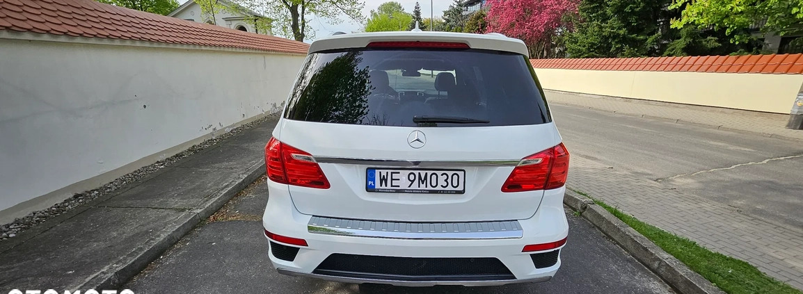 Mercedes-Benz GL cena 163333 przebieg: 201000, rok produkcji 2014 z Warszawa małe 781